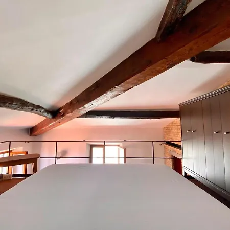 Casa Domi Con Ac Nel Centro Storico-piazza Bovio Apartment